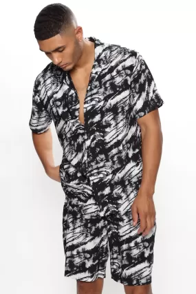 A Bit Much Short Sleeve Woven Top - Black/White