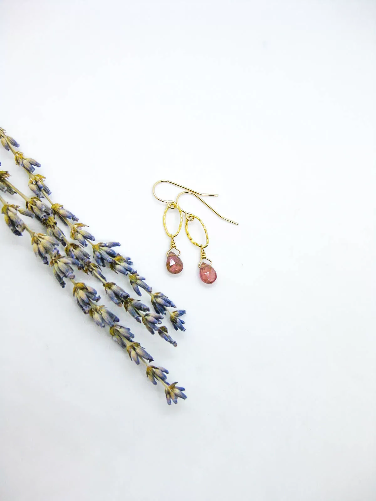 Chrysanthe: Tourmaline Earrings - e535