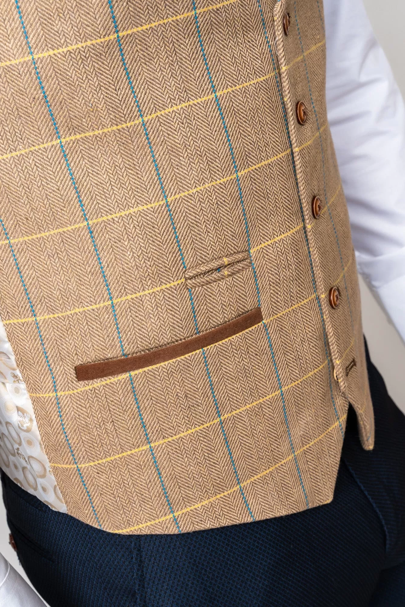 DX7 - Oak Tweed Check Waistcoat