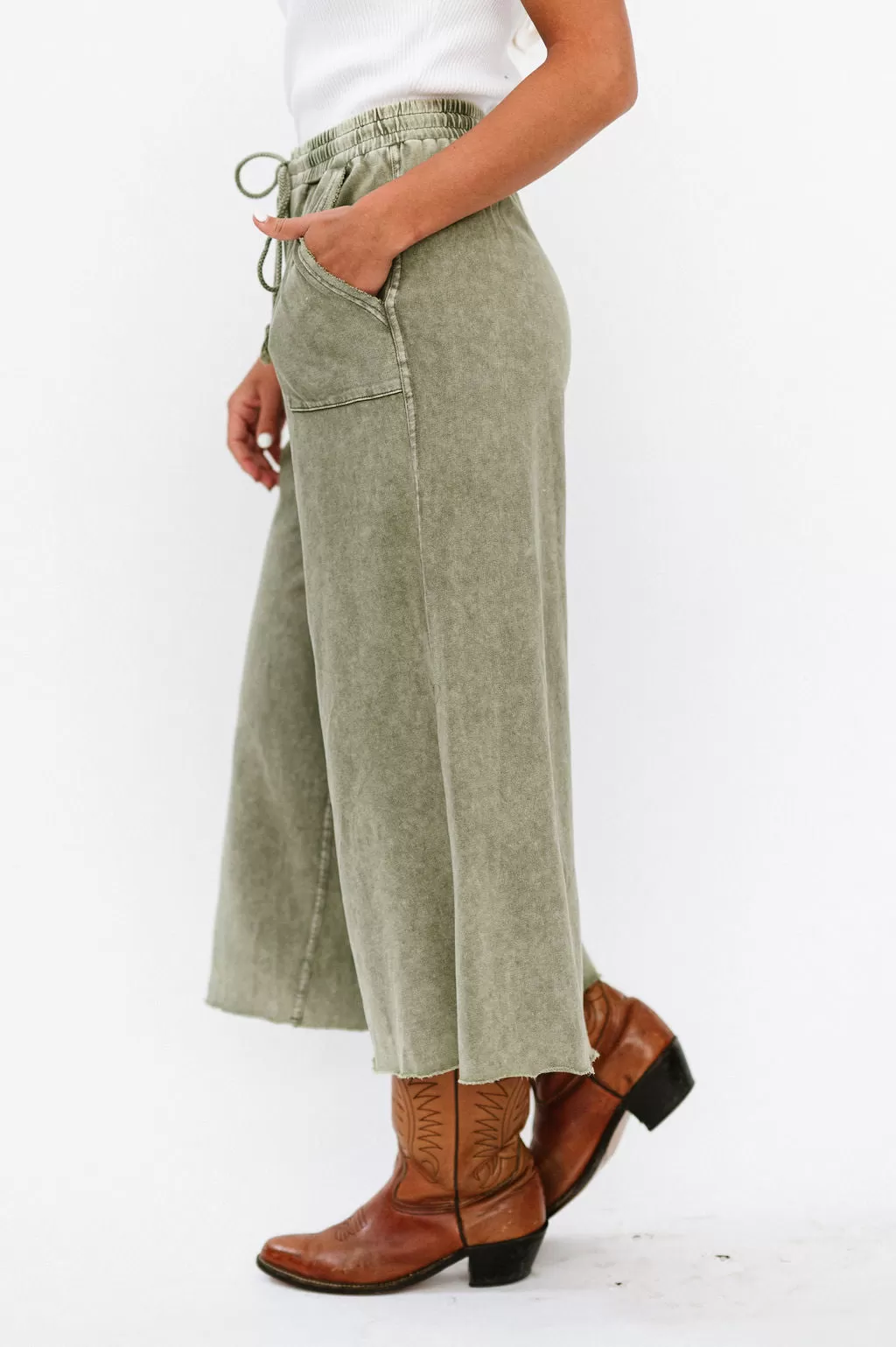 Lisa Wide Leg Pants in Olive