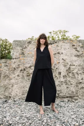 Mazu Organic Cotton Trousers in Black