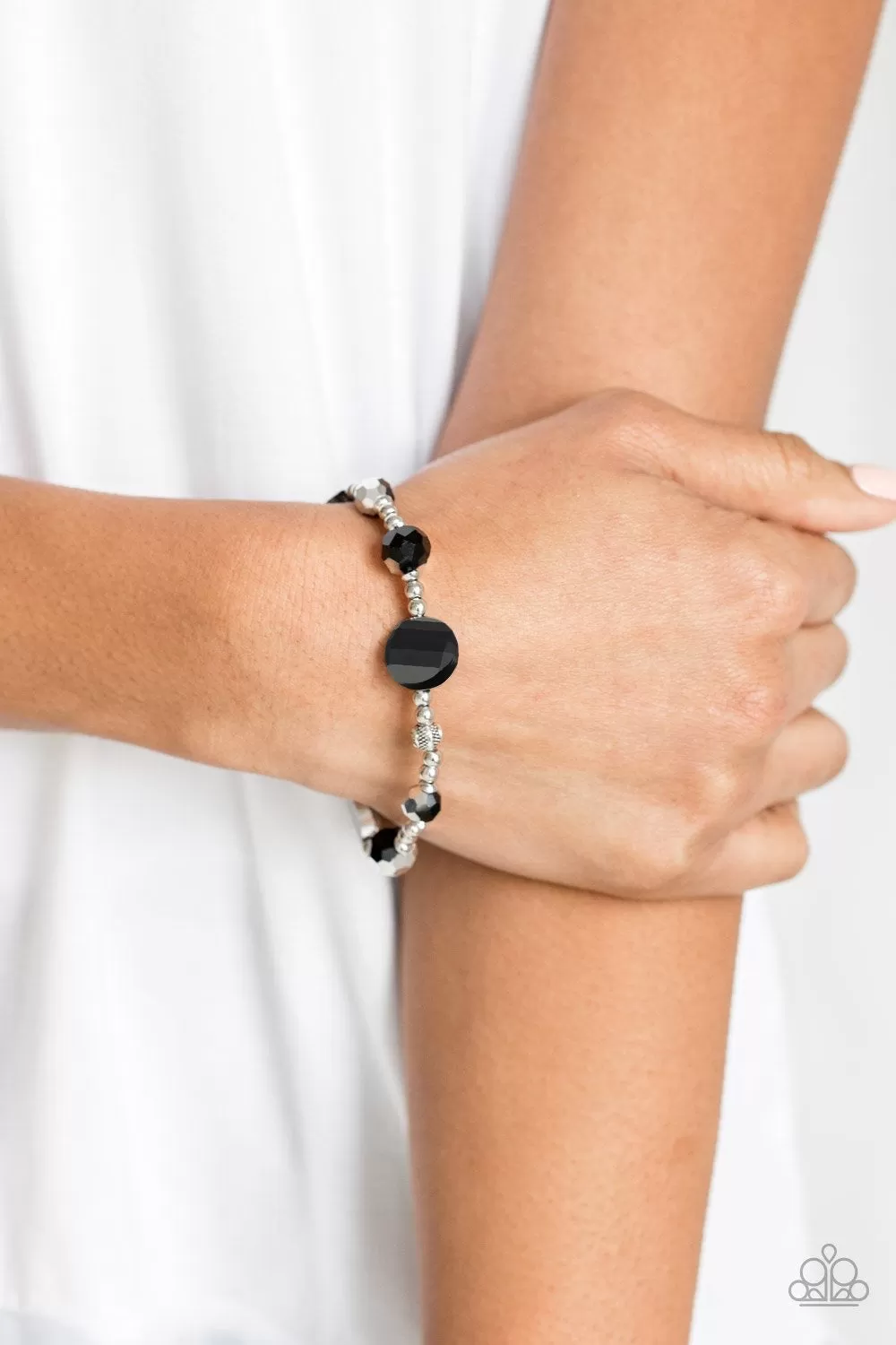 Starry-Eyed Elegance Black-Bracelet